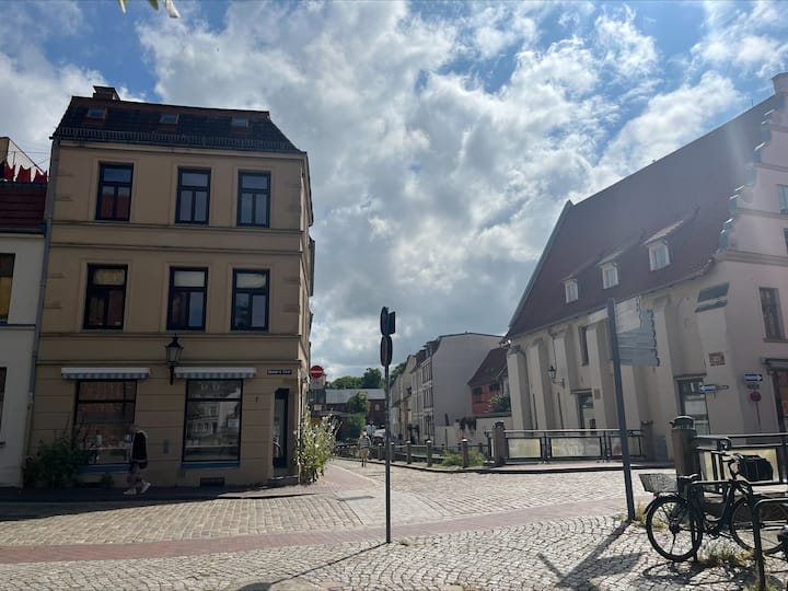 Schweinsbrücke Im Historischem Herzen Von Wismar - Wismar