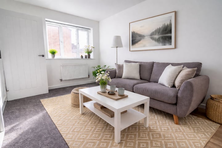 Modern 2br Home In Grantham | King Bed | Sleeps 4 - Belvoir Castle