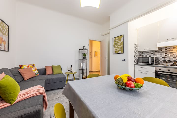 Casa Lorenzo | 1br Metro M5 Ca Granda - Milan