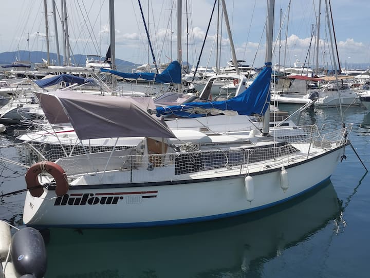 Jolie Petit Voilier - Saint-Raphaël