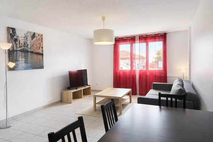 M063 2 Cocon Raffiné Avec Cuisine Moderne - Annemasse