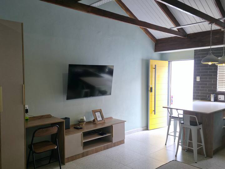 Leipoldt Self-catering Accommodation Unit3 - Secunda