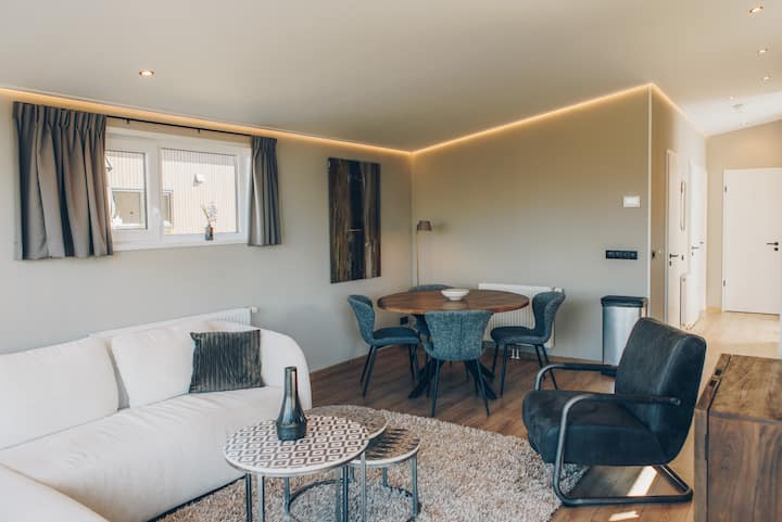 Lichtenberg With Hot Tub & Sauna | 4 Persons - Veenendaal