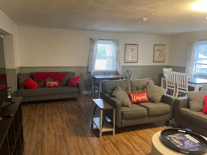Welcome To Wright Landing - 5 Br & 3 Ba - Dayton, OH