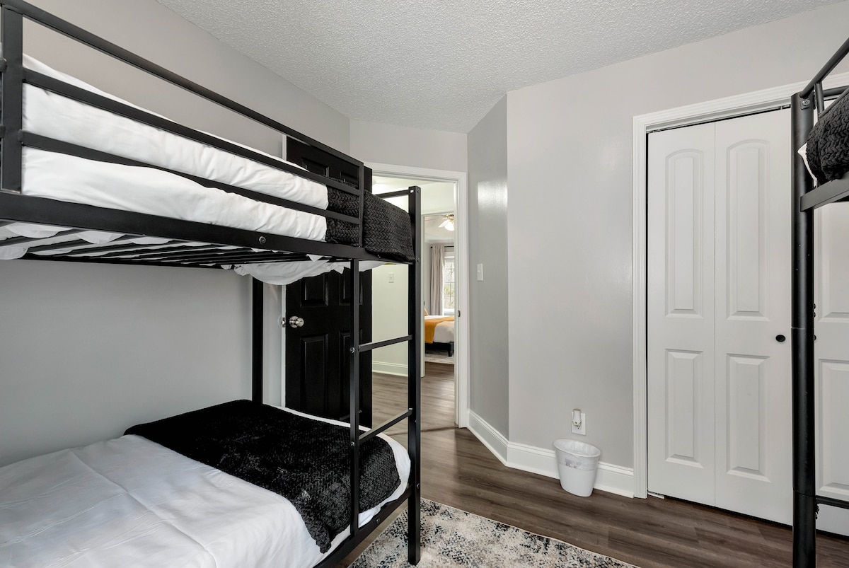 Chateau Elan New Family Home Retreat Sleeps 15