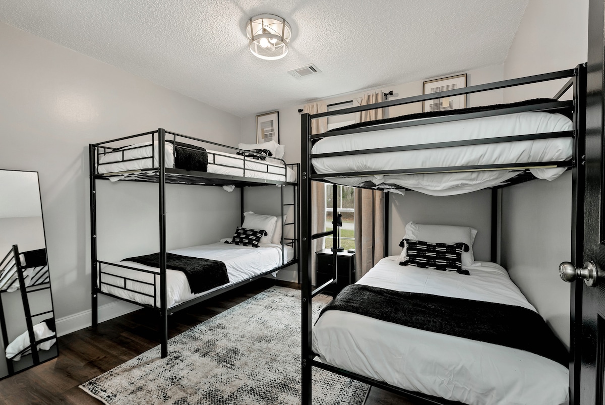 Chateau Elan New Family Home Retreat Sleeps 15