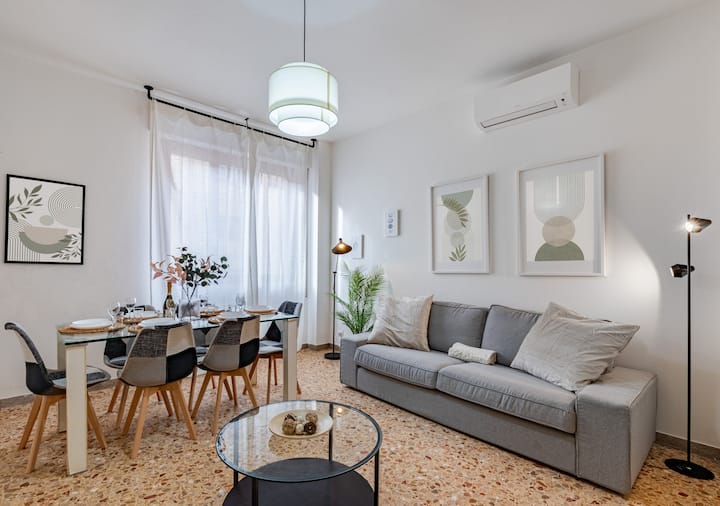 Hostly Bonaini Grand Apartment In Pisa Center - Pisa