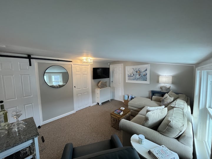 Private 2nd Fl | Cottage Suite | Sleeps 6 - Wildwood, NJ