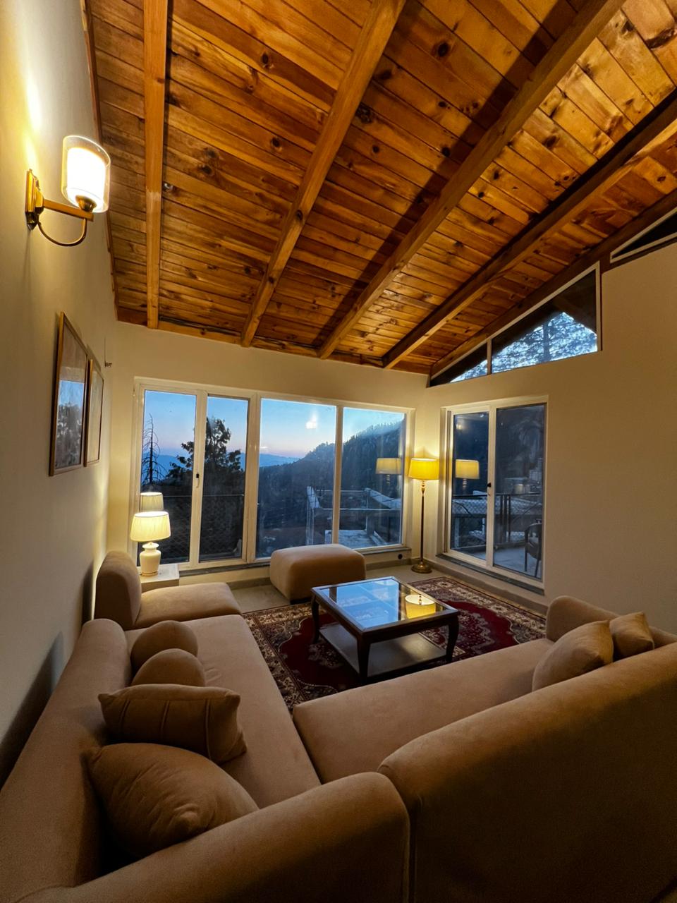 Spacious 3 Bedroom Villa · Peaceful Private Stay