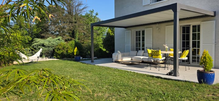 House Of Light And Joy - Le Bourget-du-Lac