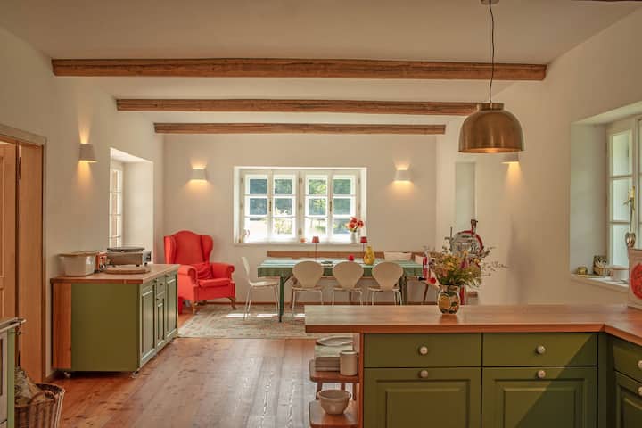 Charmantes Landhaus In Ruhiger Alleinlage - Fischbach