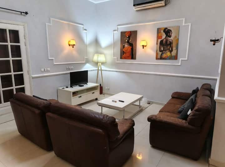 La Villa Des Pins Toscane - Libreville