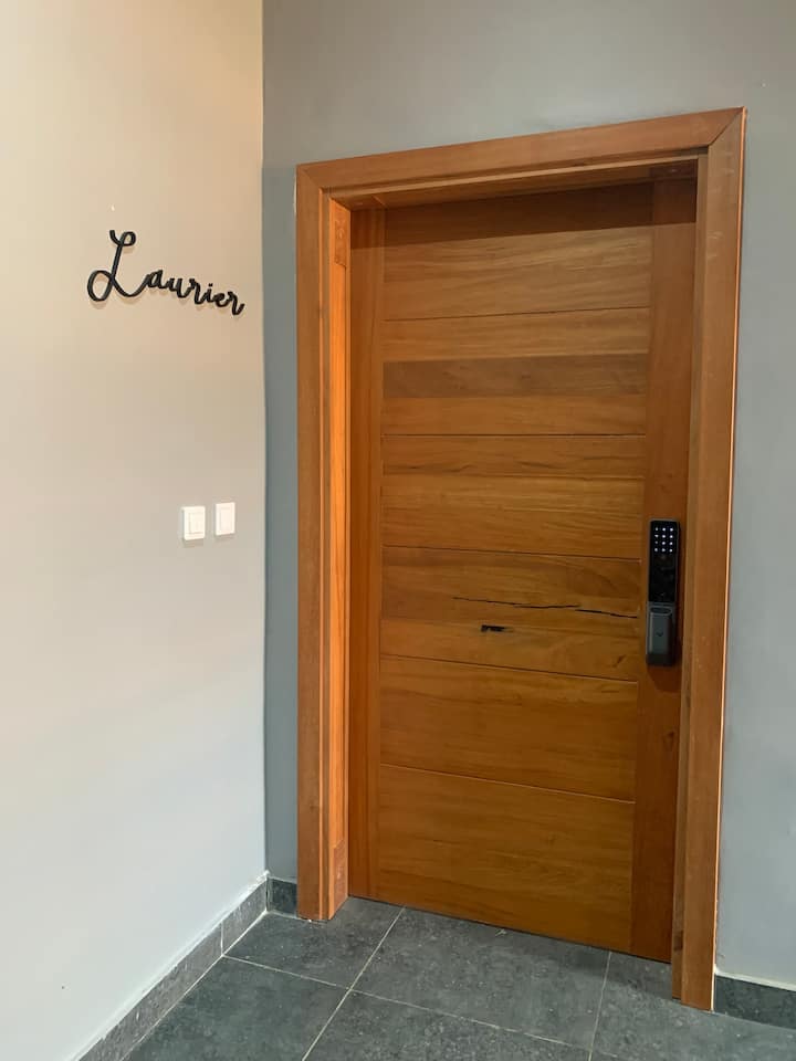 Combo 4 Lits Laurier+lavande | F-square Apartments - Yaoundé