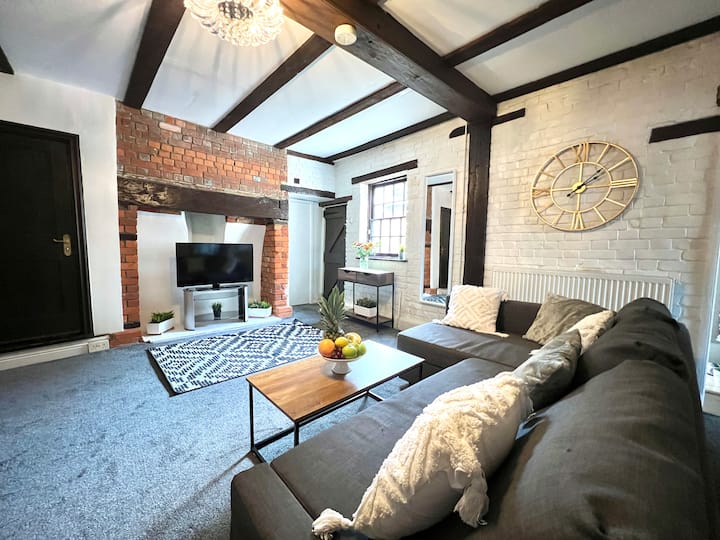 3bd Contractor Haven | Wifi · Parking · Central - 科爾切斯特