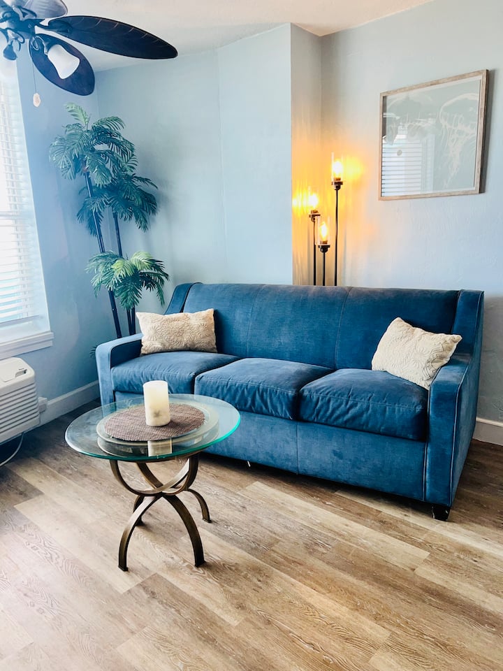 Incredible Ocean View Condo On The Beach - Daytona Beach, FL