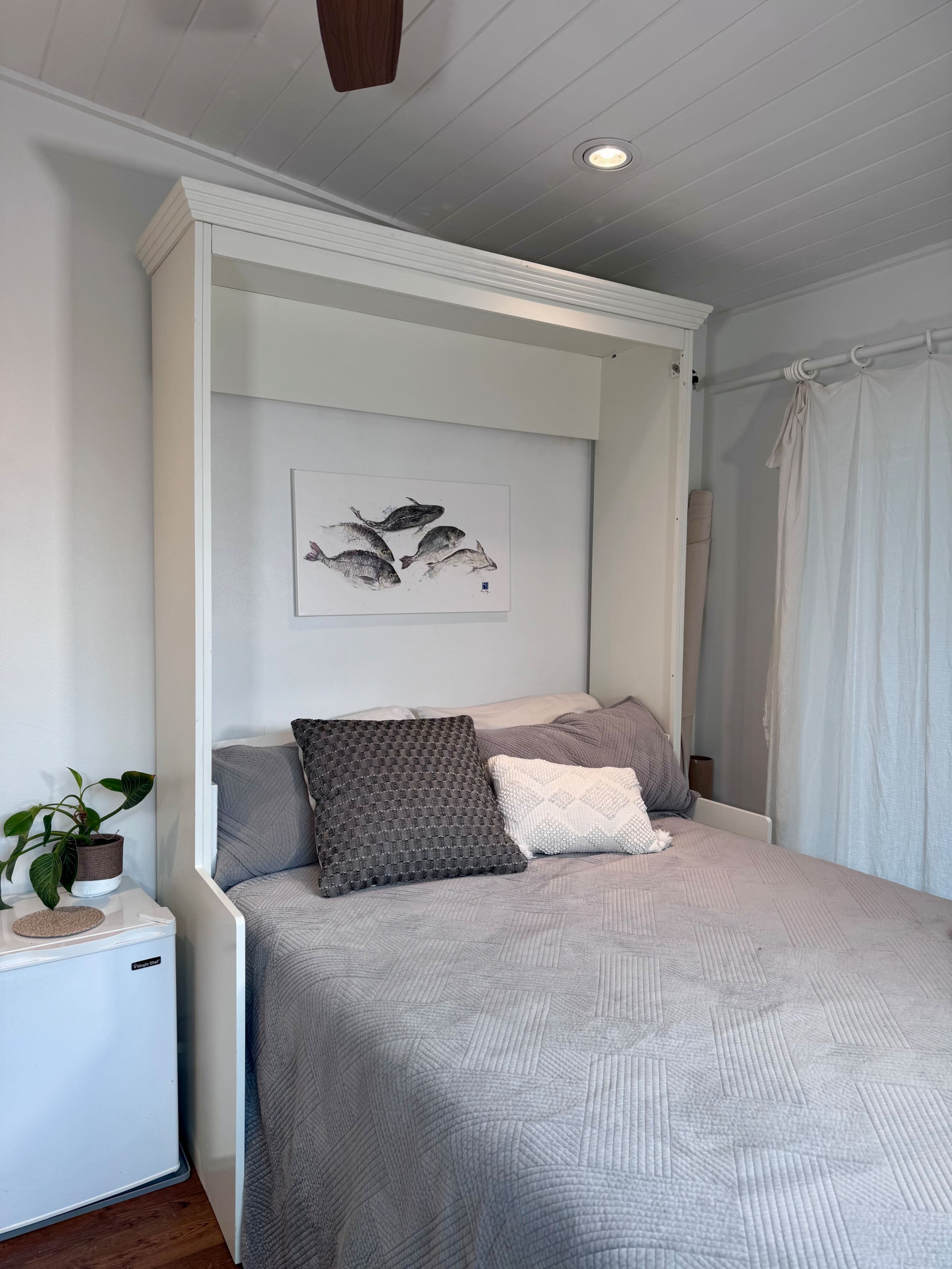 Private room in guest suite in Hawaii - Main photo