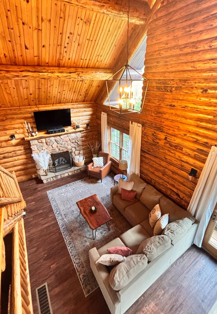 Charming Log Cabin In The Heart Of Amish Country - Berlin, OH