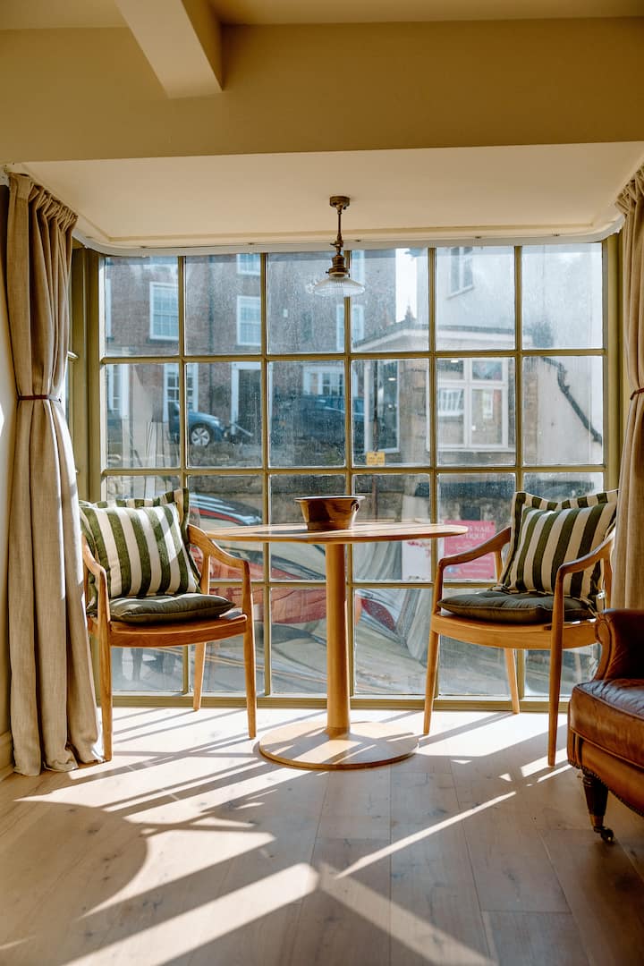 The Old Bakery Studio With Castle Views - Bedale