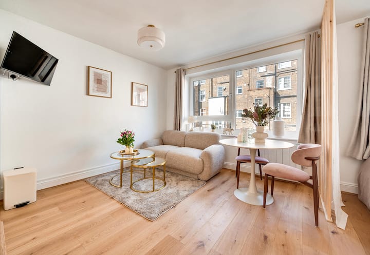 Stylish Flat In The Heart Of Notting Hill - London, UK