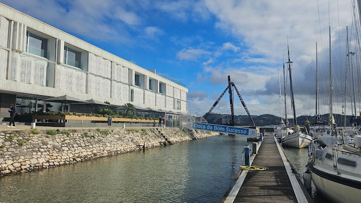 Lisboa Barco Ilinx Marina Parque Das Nações - Lisboa