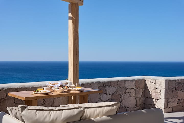 Deluxe Suite Pvt Jetted Tub, Armony Suites Milos - Milos
