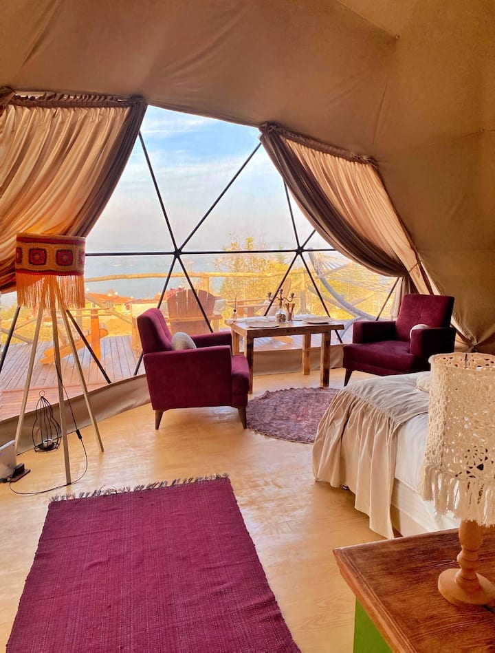 Green Hill Glamping Panaromik Göl Manzaralı Kubbe - Türkei