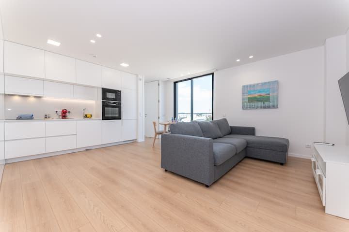 Luxury Marina Apt: 5 Pools, Gym & Garage - ファロ