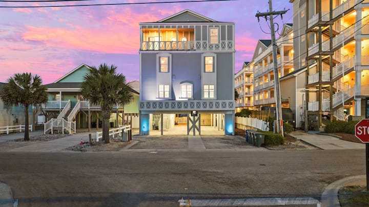 6br Retreat W/ Pool + Hot Tub | Sleeps 24 - North Myrtle Beach, SC