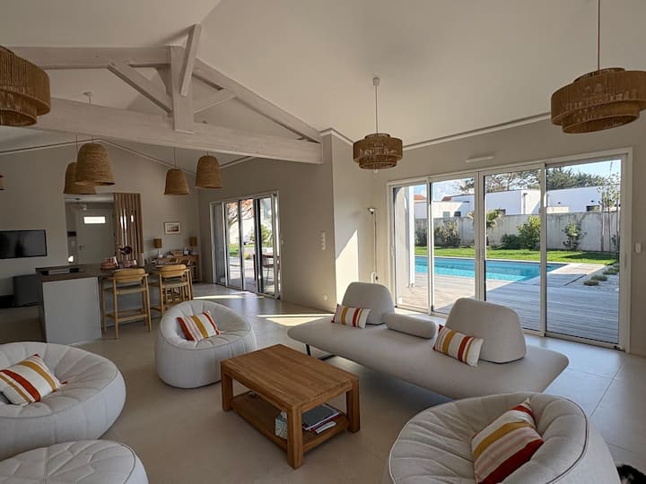Villa Moderne Avec Piscine - Charente-Maritime