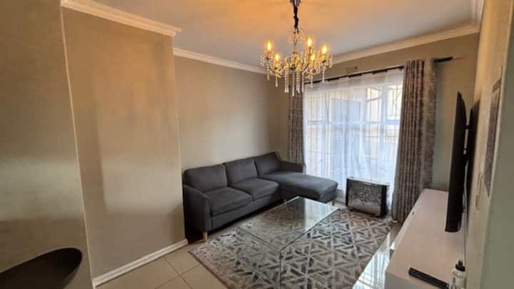 Selina Guesthouse - Tembisa