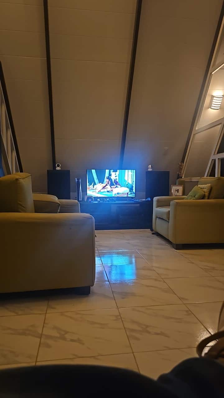 Casa Con Vista Espectacular Y Piscina - San Martín, Peru