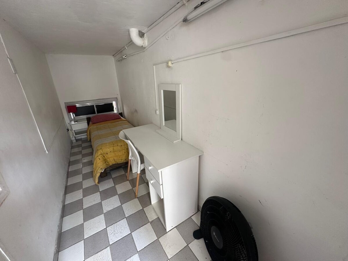 Habitación en casita en Barracas