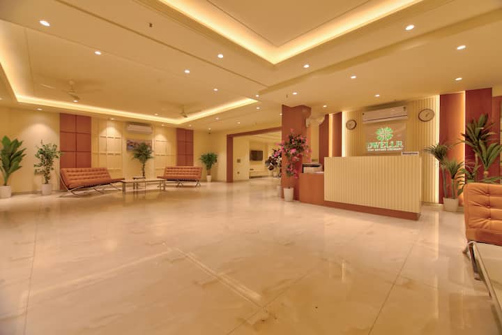 Dwellr Luxury Guest House (16 Rooms With Rooftop) - Gurugram