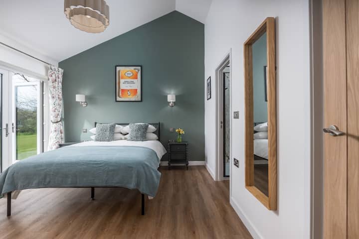 Rookery Lodge At South Forda Park - Holsworthy