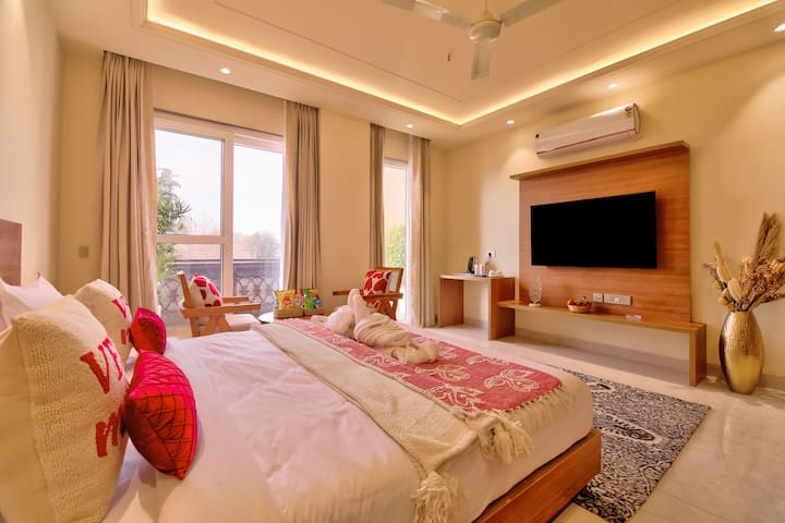 Dwellr | 24-room Stay | Weddings & Events - Gurgaon