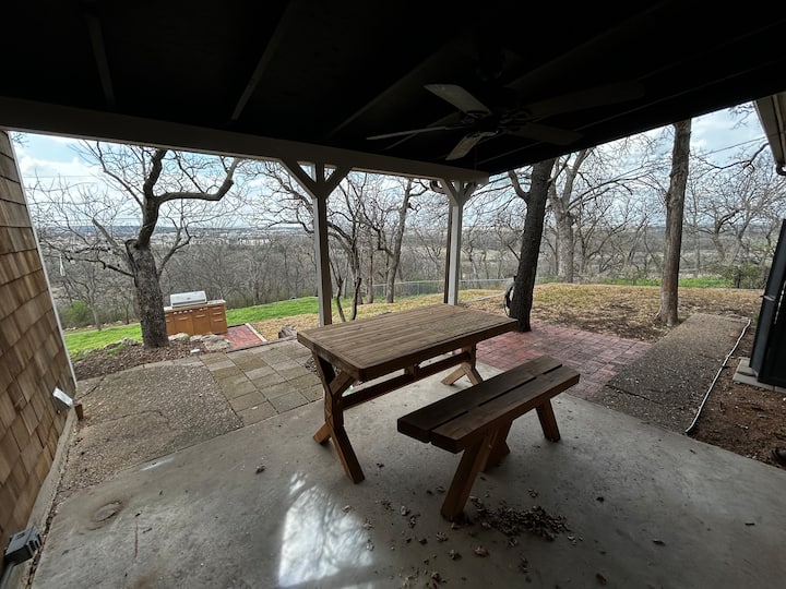 Quiet Furnished Apt - Private Patio - W/d - Burleson, TX