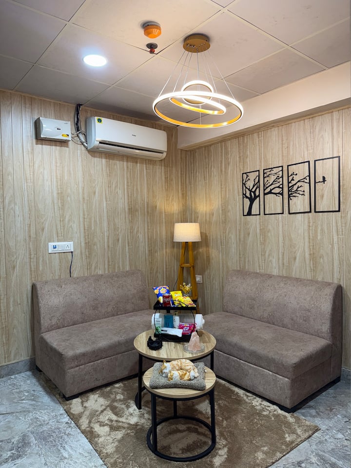 Khwaab | Cozy Stay W/ Projector + Swing | Self Ci - Zirakpur