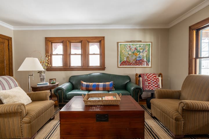 Urban Cottage | Charm In The "City By Nature” - Minneapolis