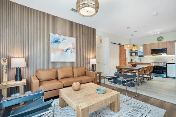 Minimalist Luxe Home W/pool, 5 Min From Brickell - Miami, FL