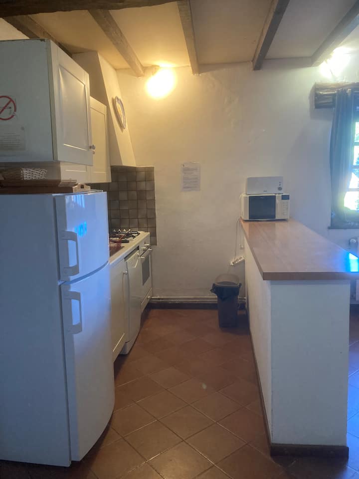 Domaine La Ginelle: Appartement Forêt - La Pomarède