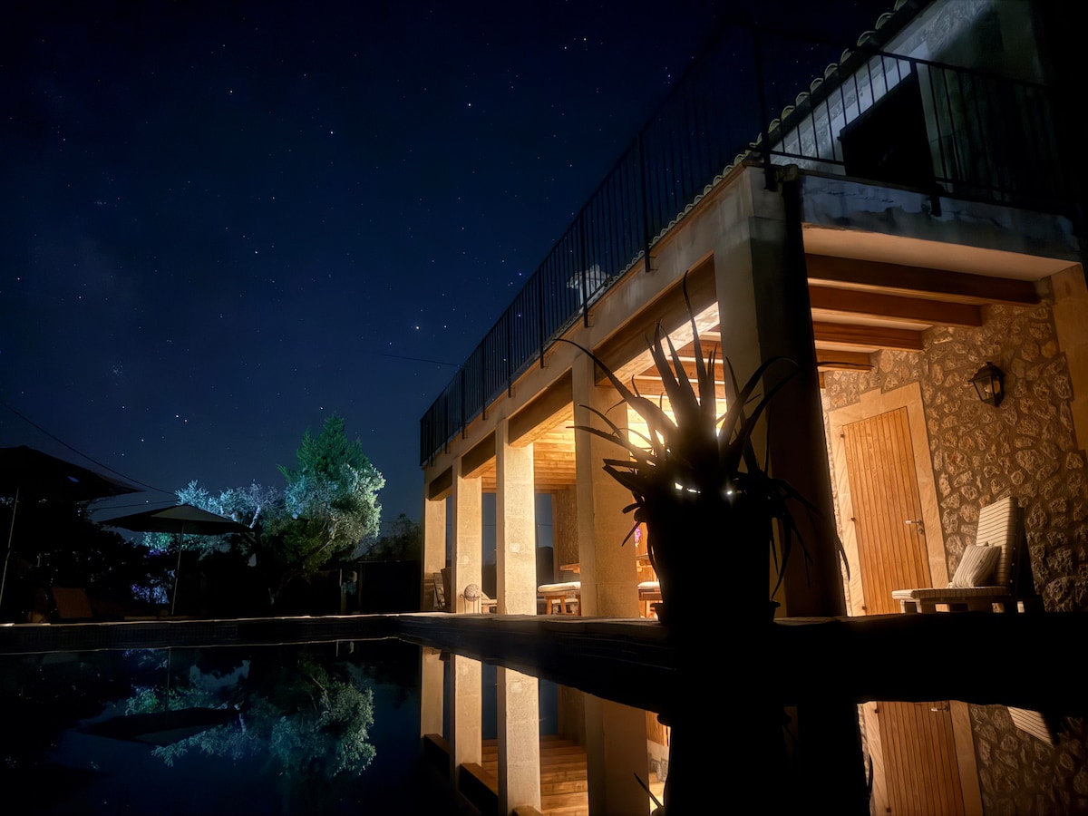 Villa Caleta — view 3