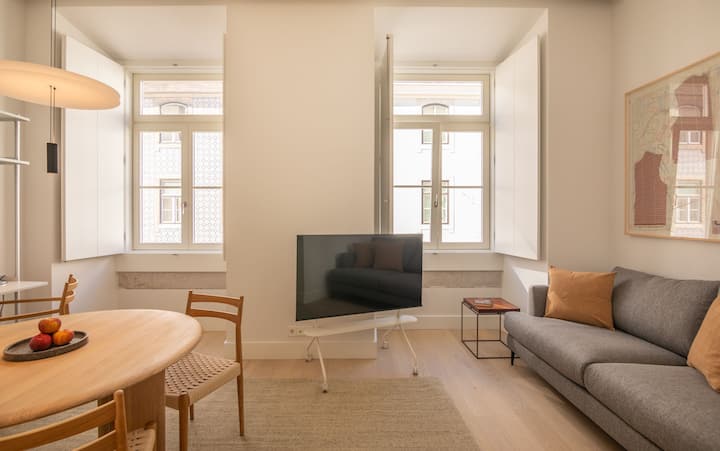 Pause - Draper Apartment - 리스본