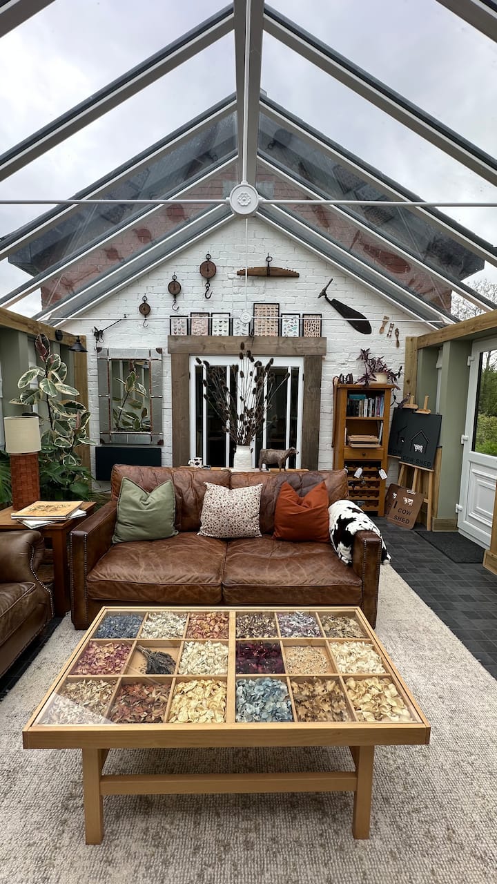 The Cow Shed Countryside House Hottub Fields Wales - Newport