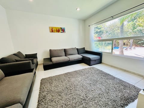Successful Airbnb property: Large Heated Pool • Groups 16+ • Privacy in Jiutepec