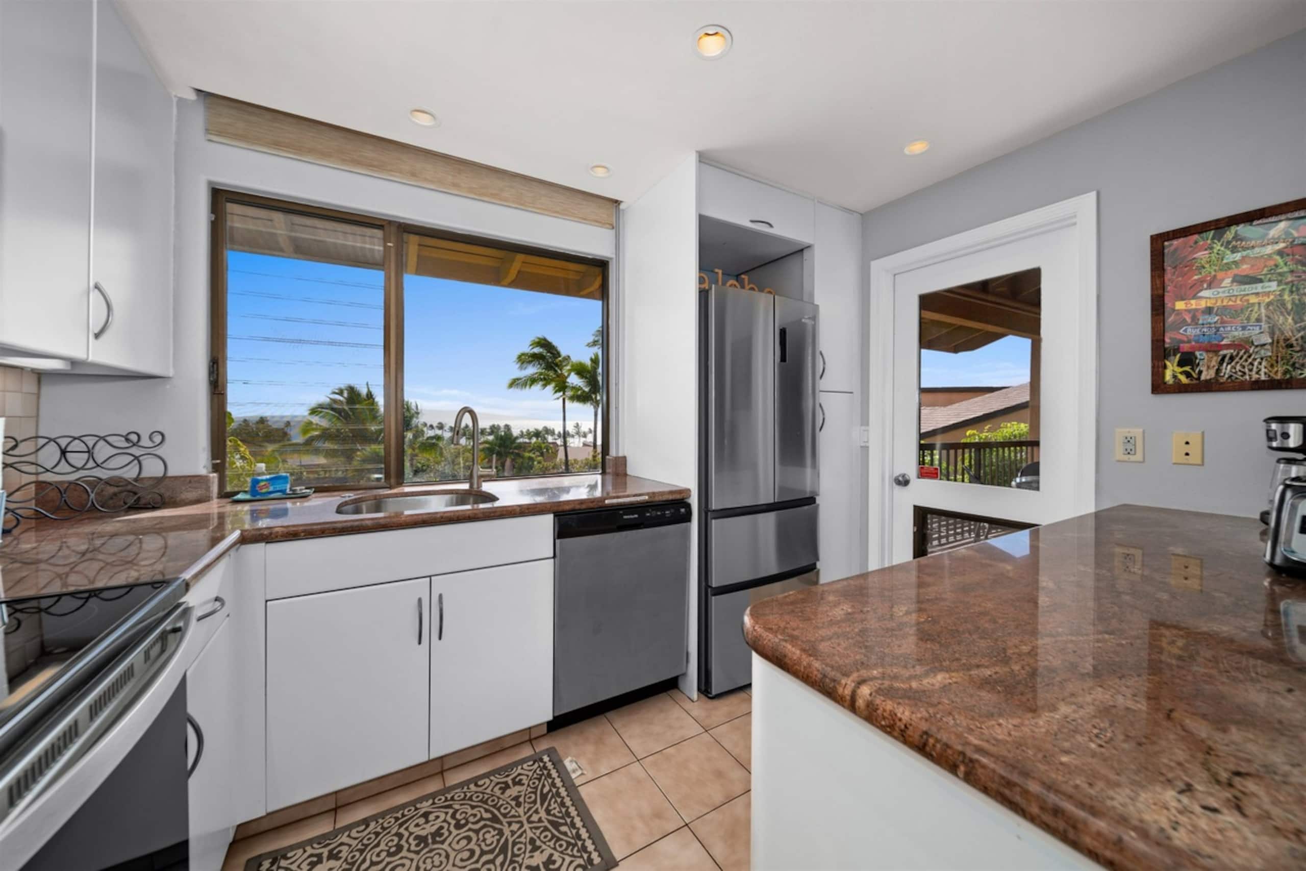 Wailea Ekahi Ocean View Unit | Walk to Beach | AC - Image 4