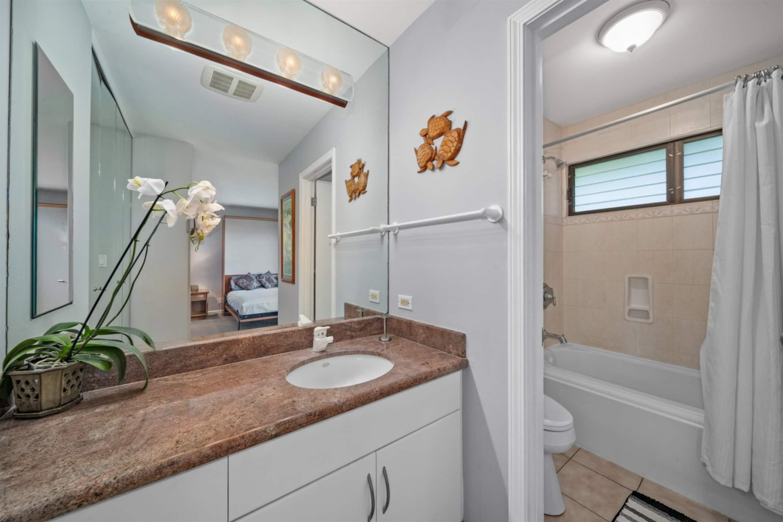 Wailea Ekahi Ocean View Unit | Walk to Beach | AC - Image 11