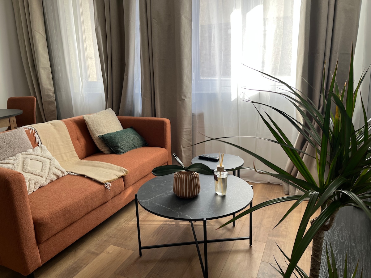 Airbnb performant: Ernest – Very nice, new 1-bedroom apartment in an upscale neighborhood à Thabor Saint Hélier Alphonse Guérin