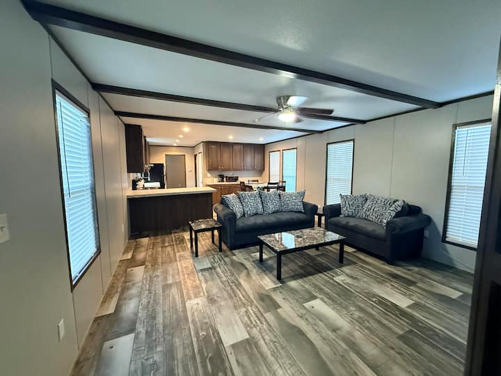 Cozy Home • Short Drive To Meta - West Monroe, LA