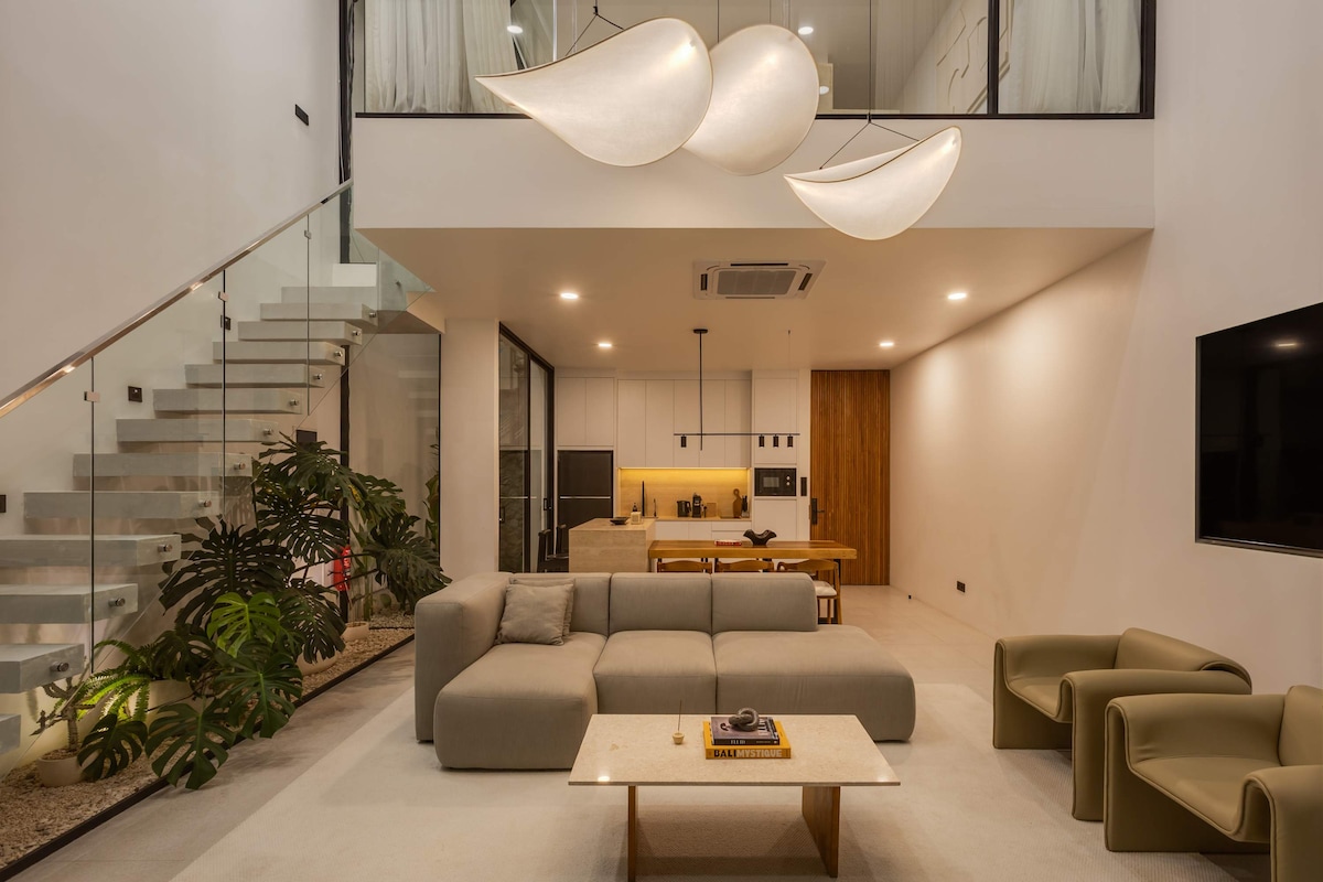 Villa in Uluwatu · ★4.92 · 2 bedrooms · 2 beds · 2 private baths, comparable Airbnb