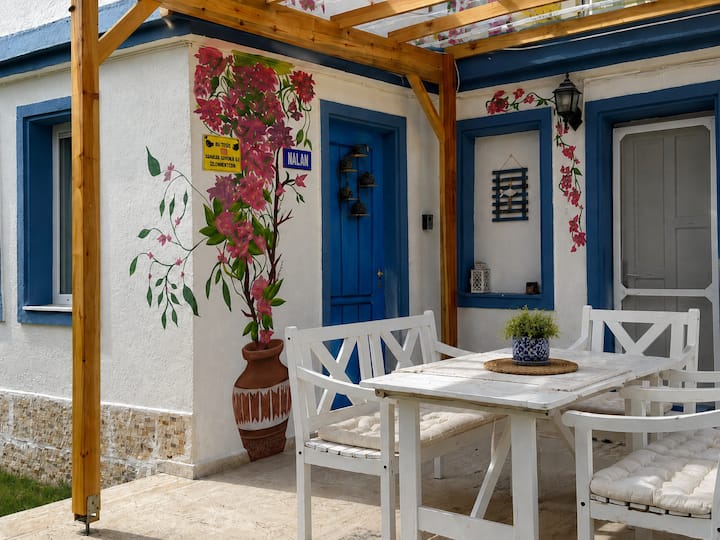 Foça Garden Escape | Private Pool & Serenity - Foça